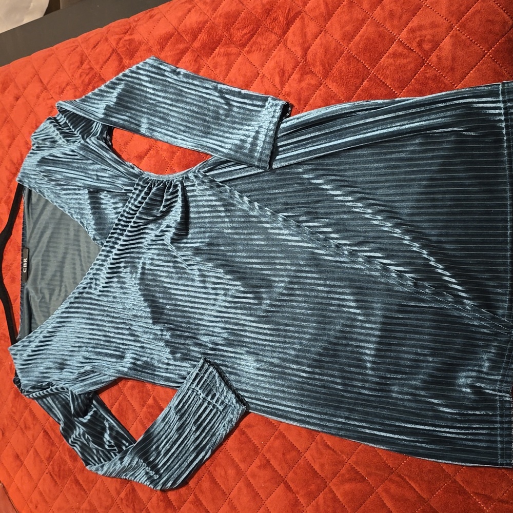 Green Crushed Velvet dress Size M